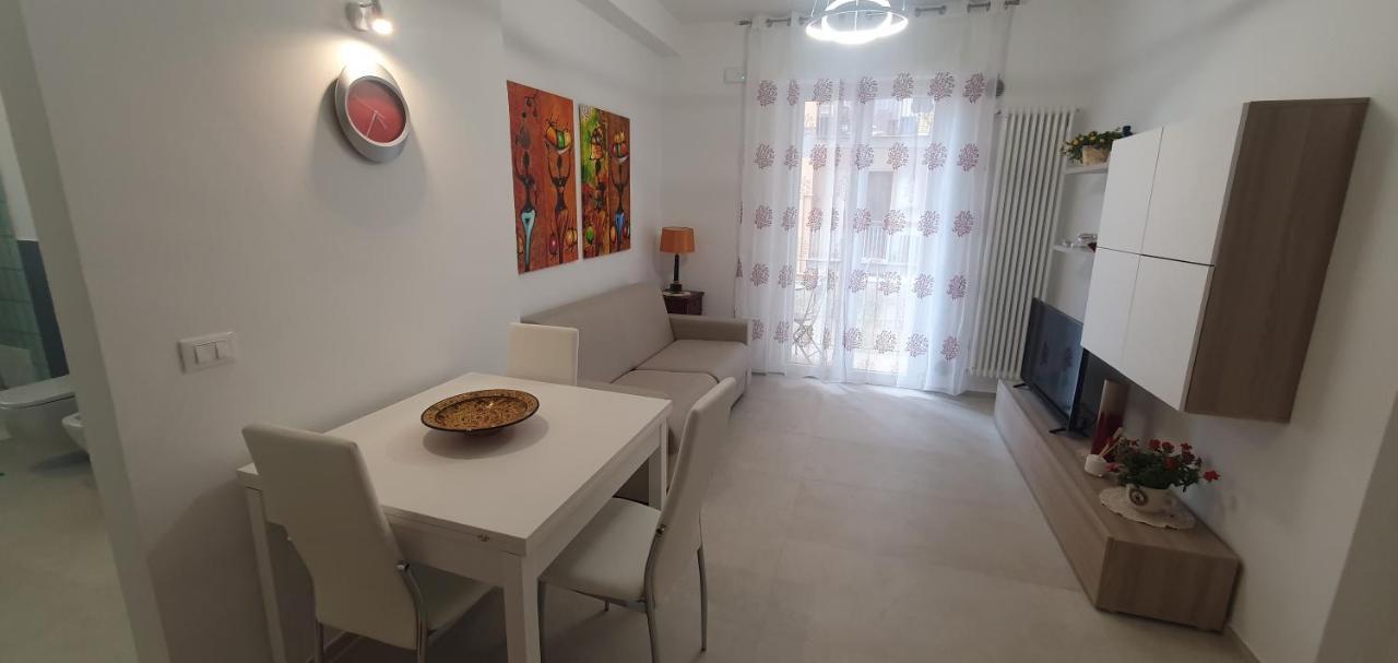 Casa Riblo E Flo Apartment Monopoli Luaran gambar